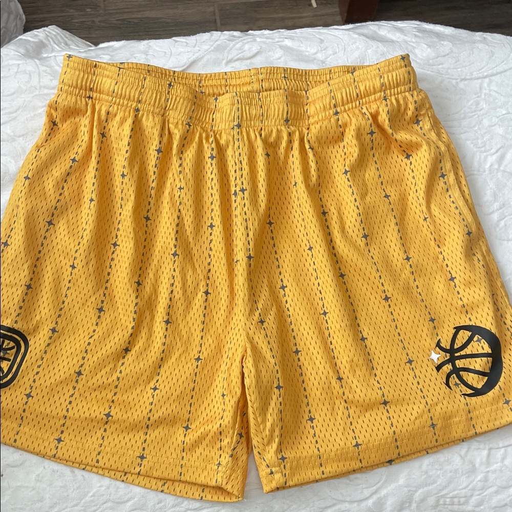 Men's Yellow Athletic Mesh Shorts with Basketball Logo
